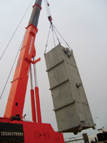 珠海天然氣液化項(xiàng)目冷箱、吸收塔設(shè)備安裝工程